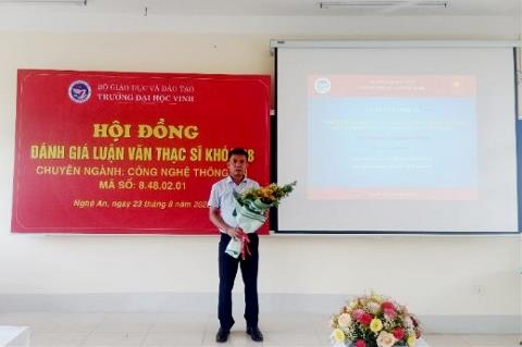  Thầy giáo: Hoàng Hữu Thành bảo vệ luận văn thạc sĩ- chuyên ngành Công nghệ thông tin